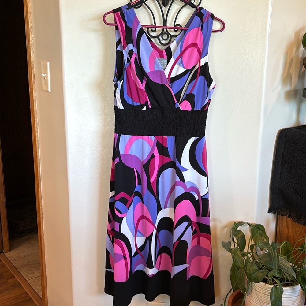 🌺Women’s multi-color sleeveless dress